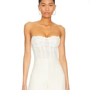 NWT Bardot Revolve Oskar Lace Bodysuit Size Small Orchid White
